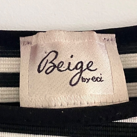 Black and white Y2K fit and flare - Picture 5 of 12